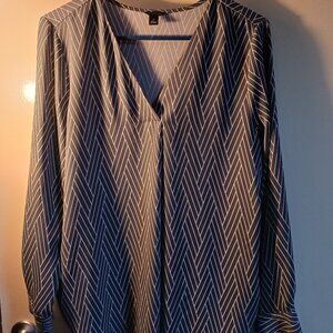 Ann Taylor Size Medium top